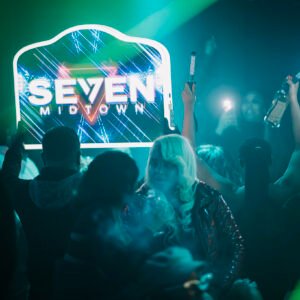 2 BOTTLES 1 HOOKAH 1 CHAMPAGNE - SEVEN SUNDAY BRUNCH